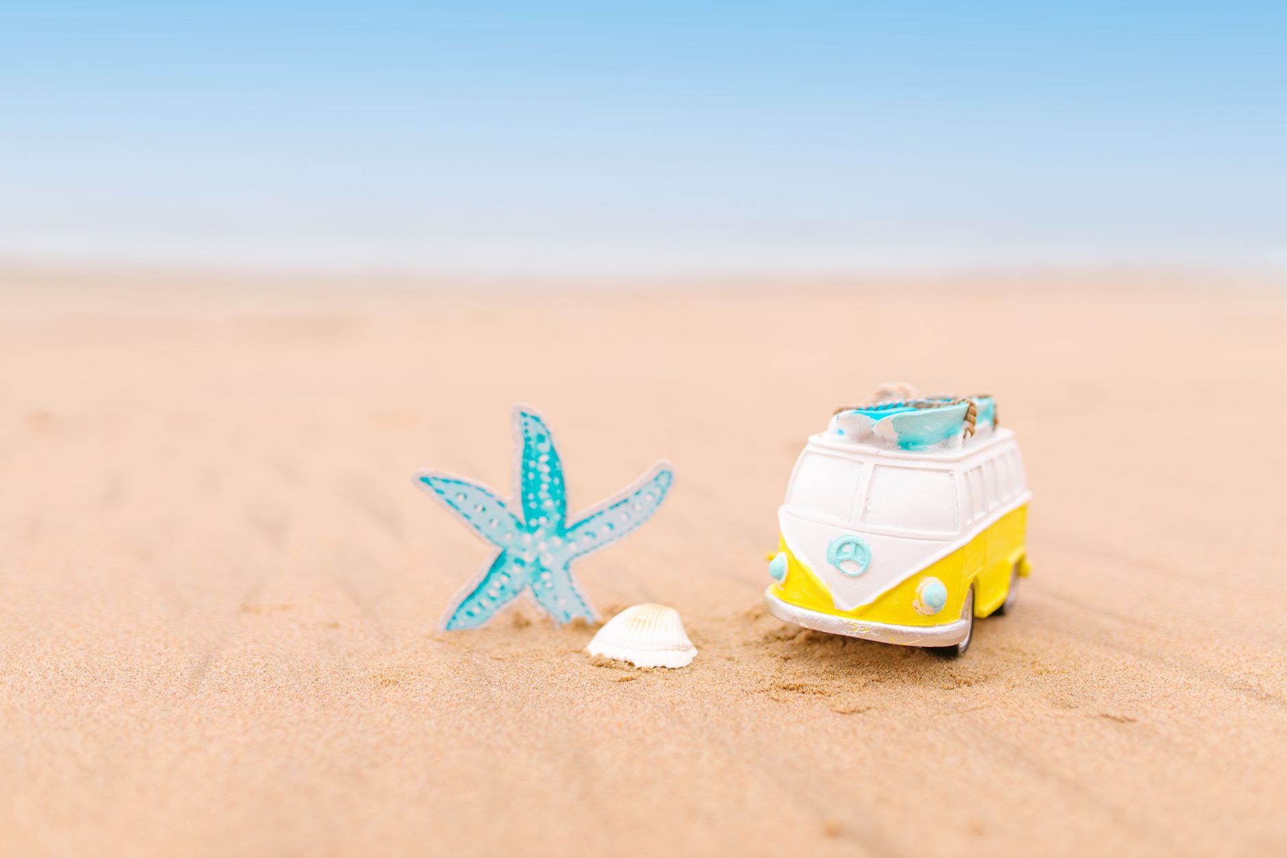 Escapades côtières : micro‑séjours, plage et tenues